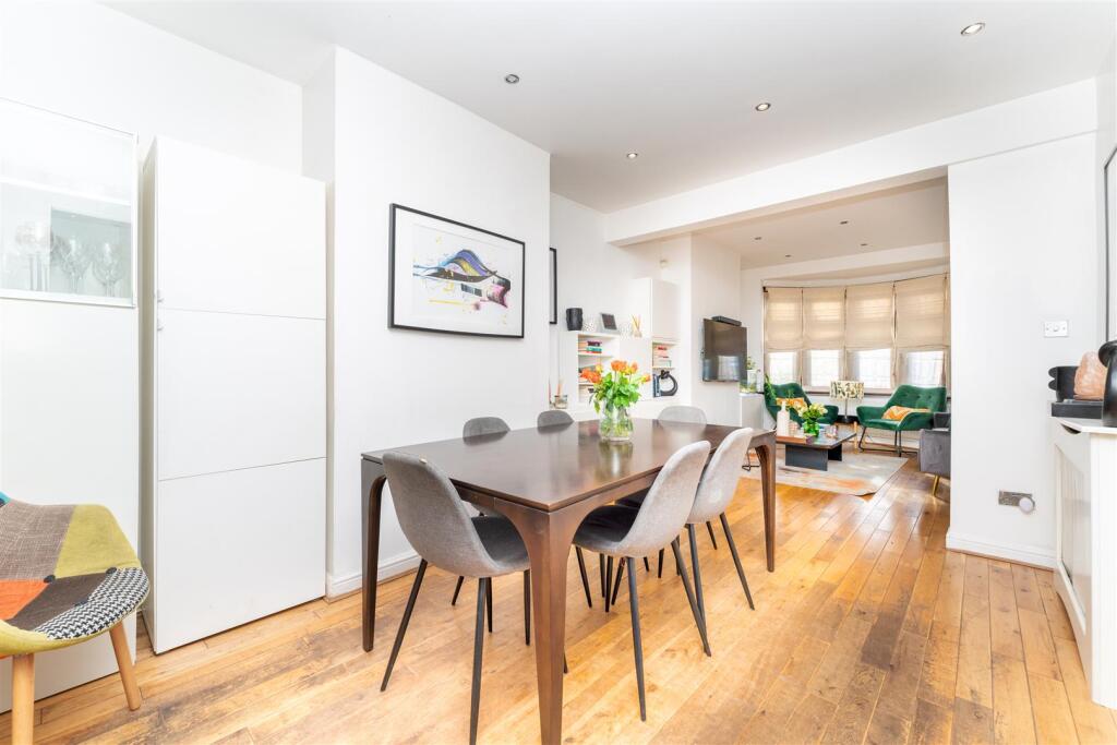 457 Uxbridge Road Dining Room.jpg