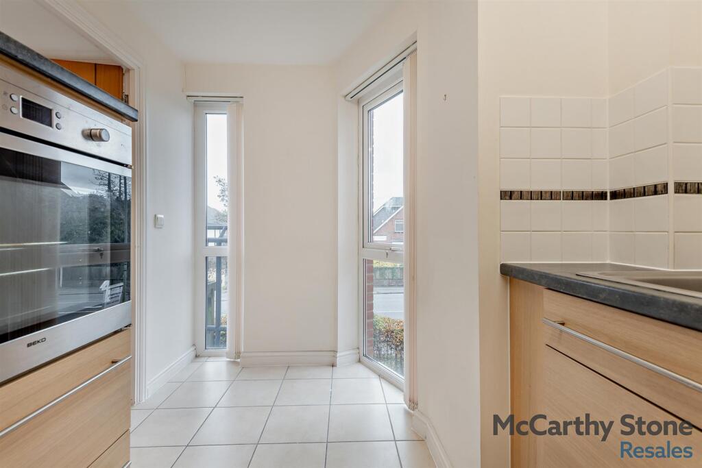 8670688-interior11-800.jpg