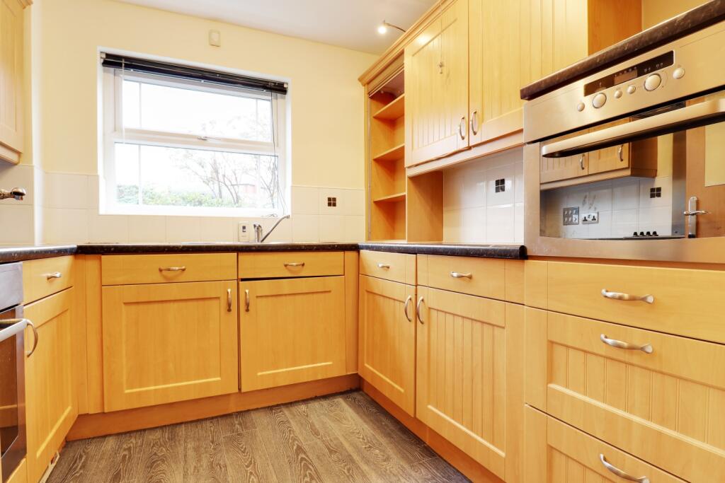 11- Rob Hammond EweMove Pontefract