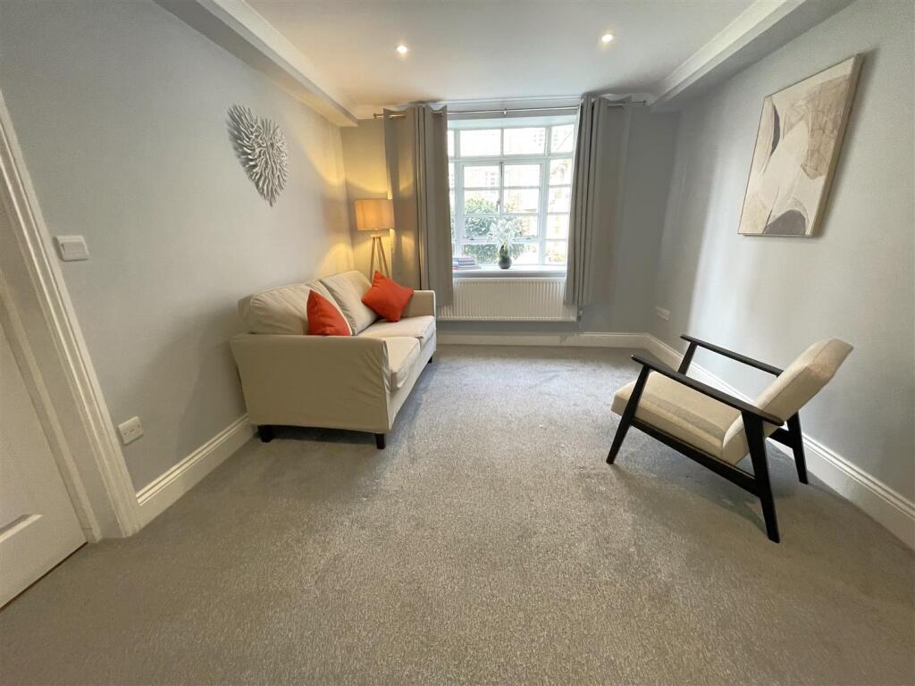 Living - FURNASHED 1.jpg