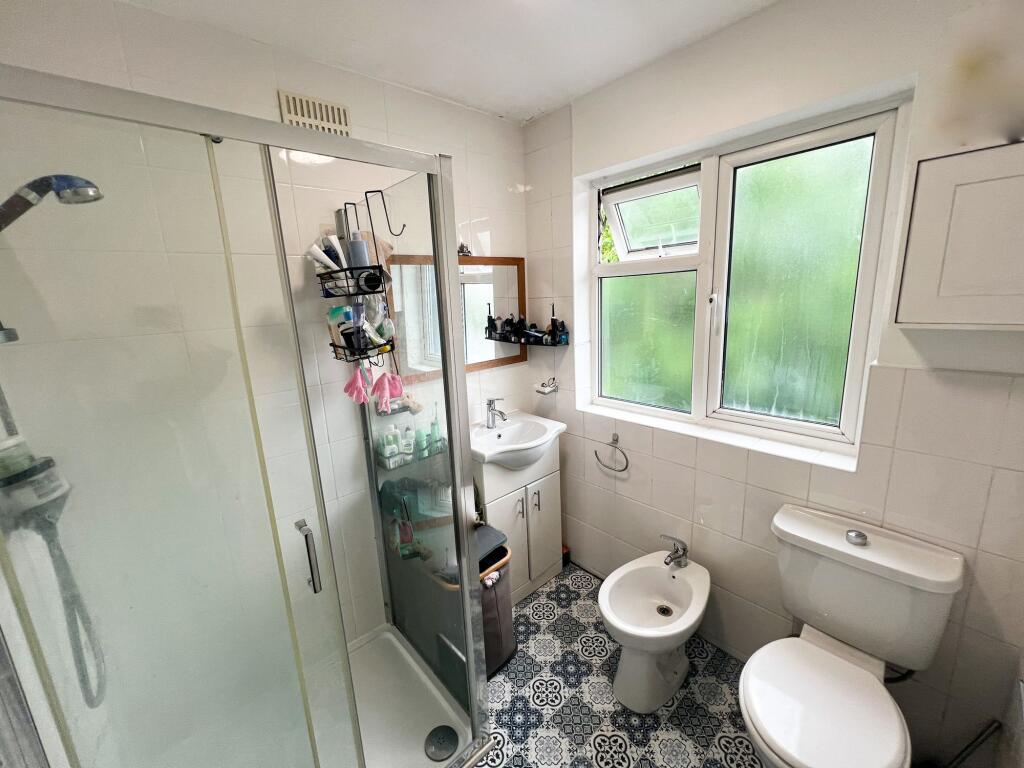 Eaton Rise E11