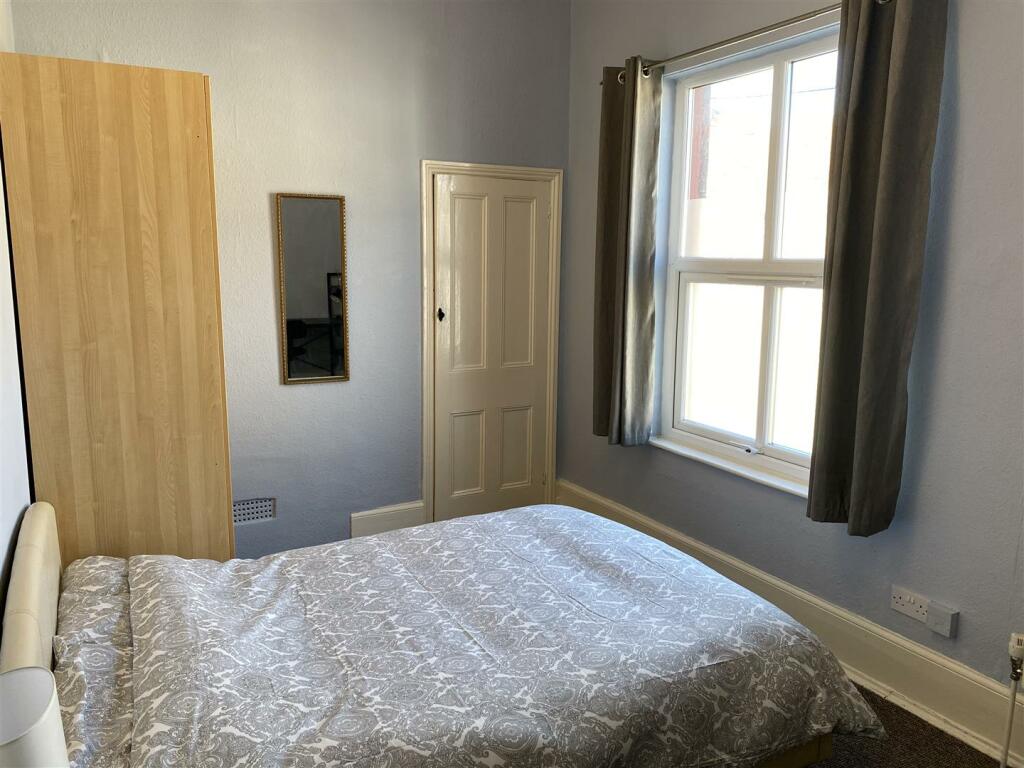 Room 3 USF.JPG