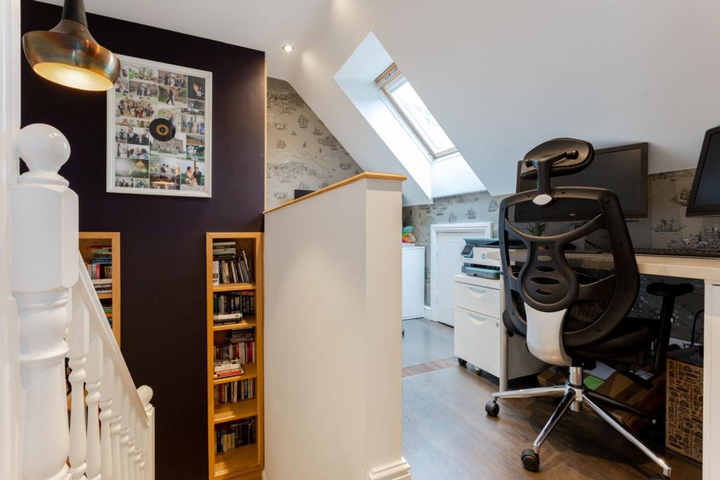 Snug / Office