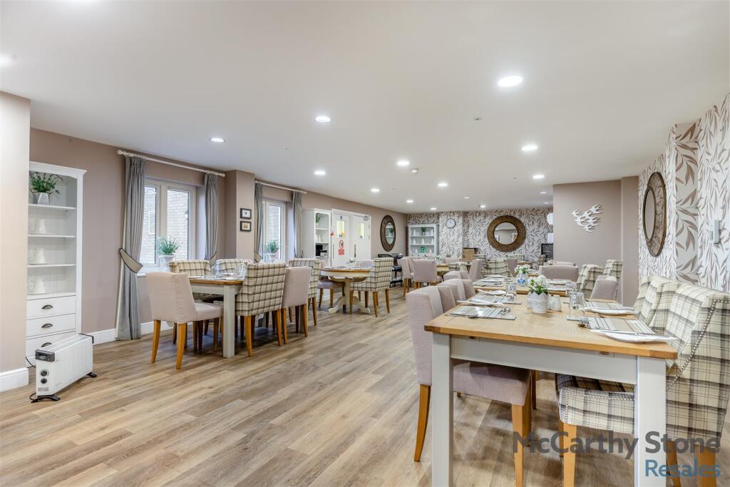 8671958-interior03.jpg