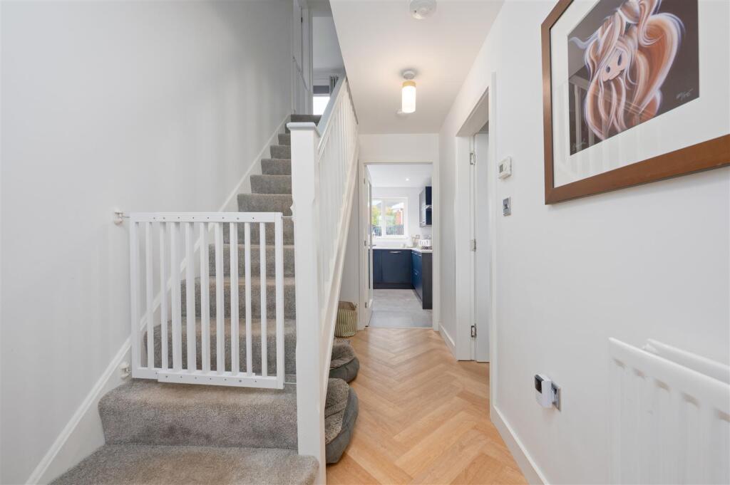 17KingsDrive004.JPG
