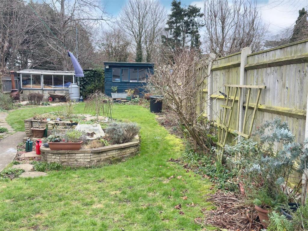 GARDEN.jpg