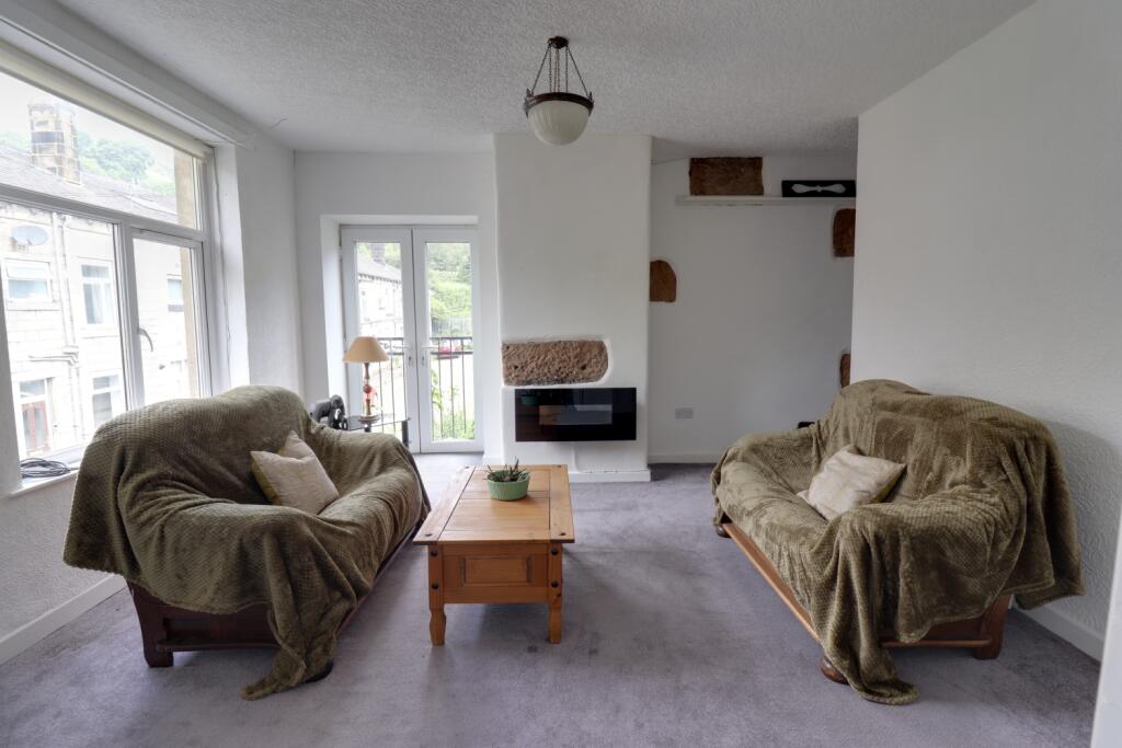 Double bedroom 2