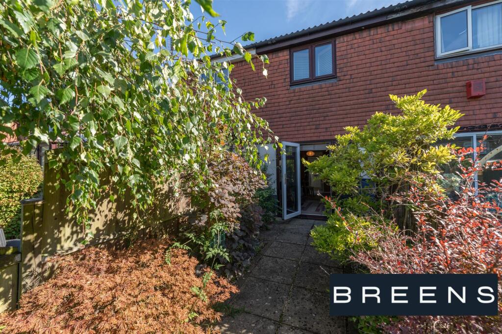 21 Mapleton Road_0013.jpg