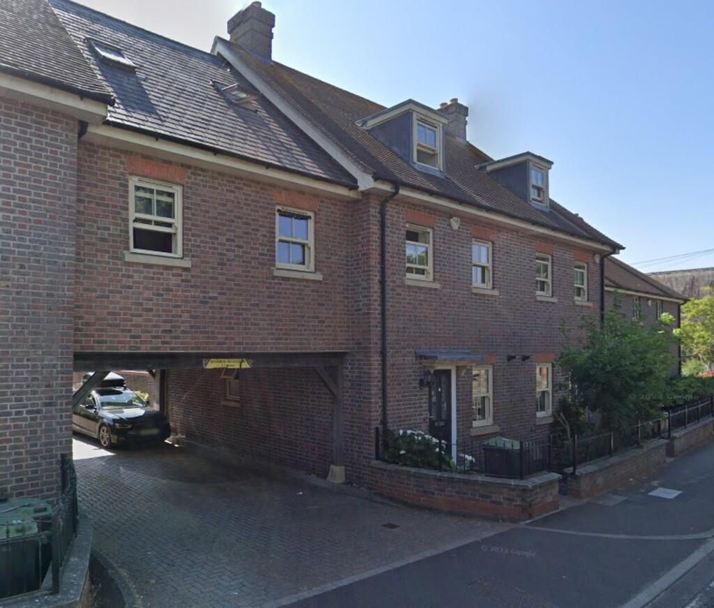 Screenshot 2025-0...