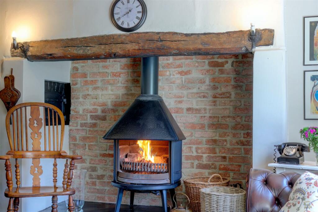 Linnett Cottage (29).jpg