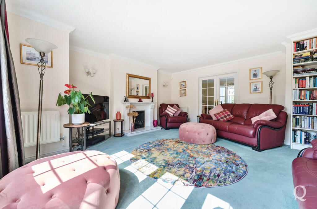 e661c889-3995-420...