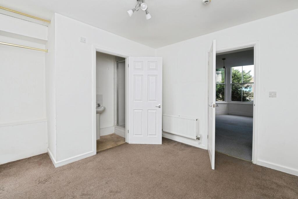 Ensuite Bedroom