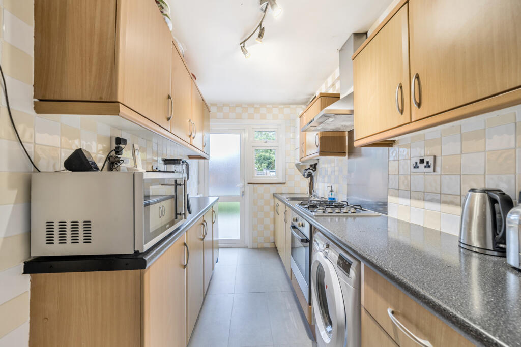 1366003-7-68e92b4...