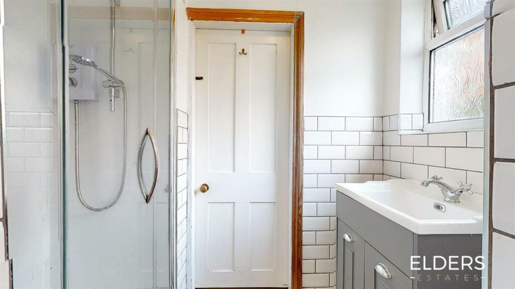 DOWNSTAIRS SHOWER