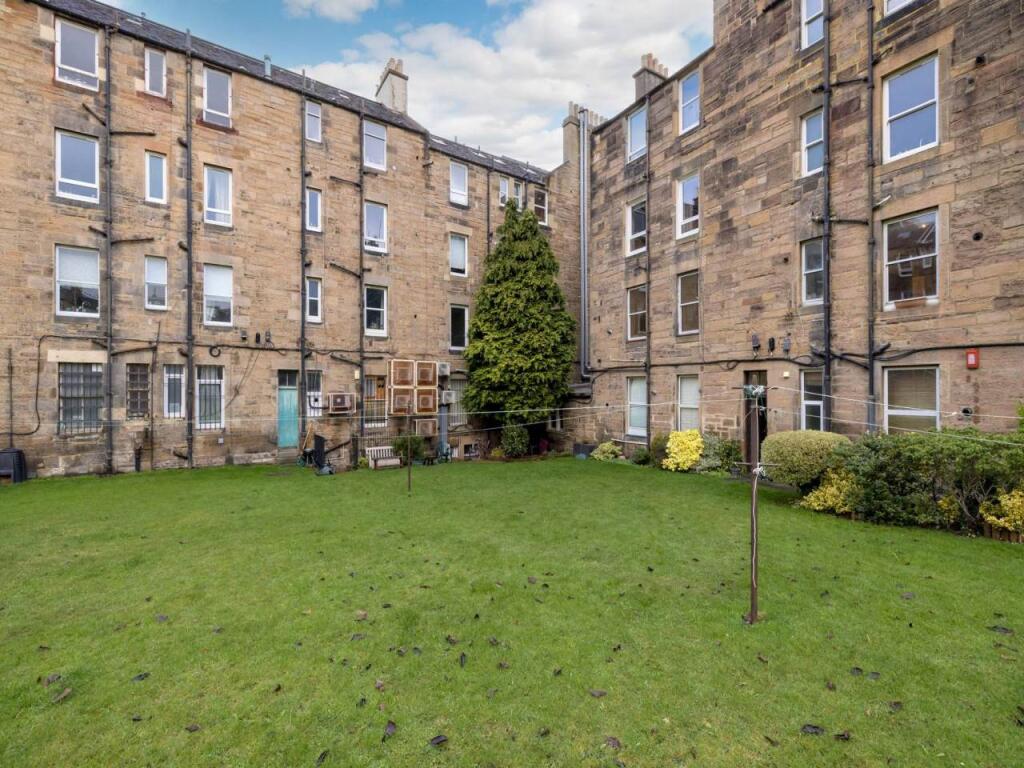 76926_MerchistonGrov