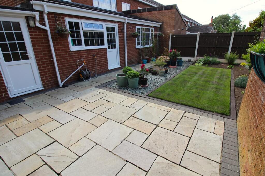 Garden - Rear