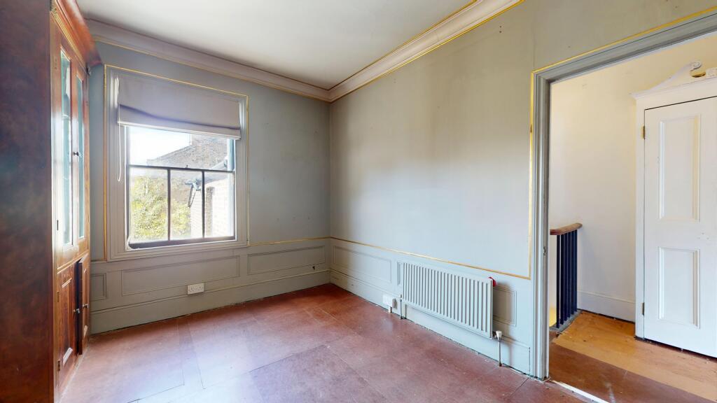 Upper Flat, 53 Grayshott Road, Battersea, London, SW11 5TS