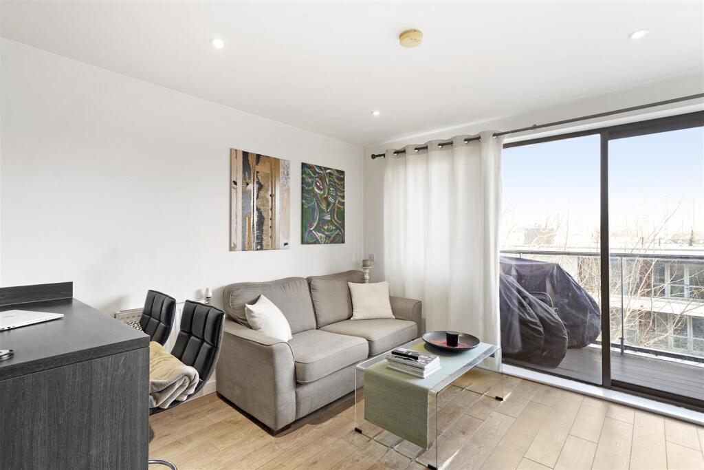 Flat 304, Kerensky House - x6DqOMvoOdyoxJBXKmEy.jp