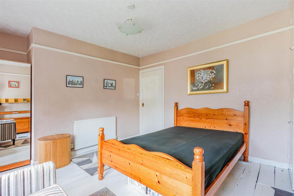 Caradoc Avenue_-10.jpg