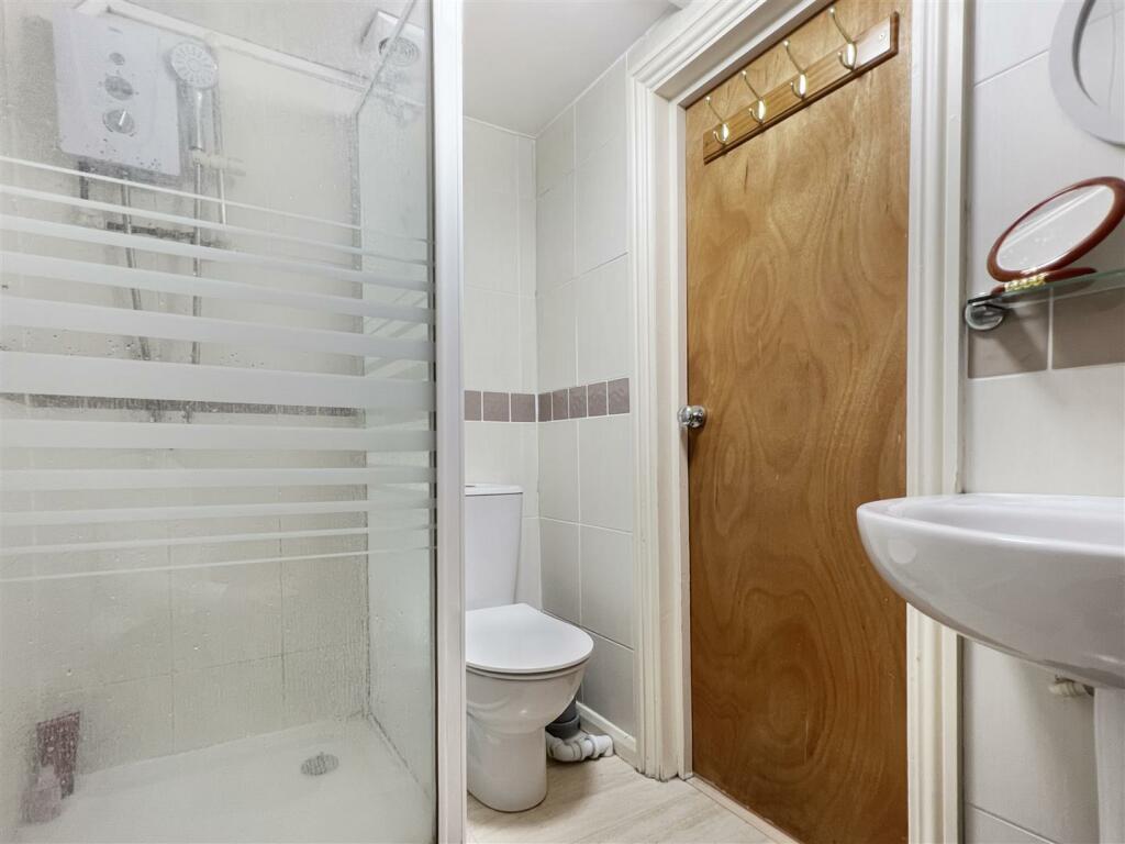 shower room.jpg