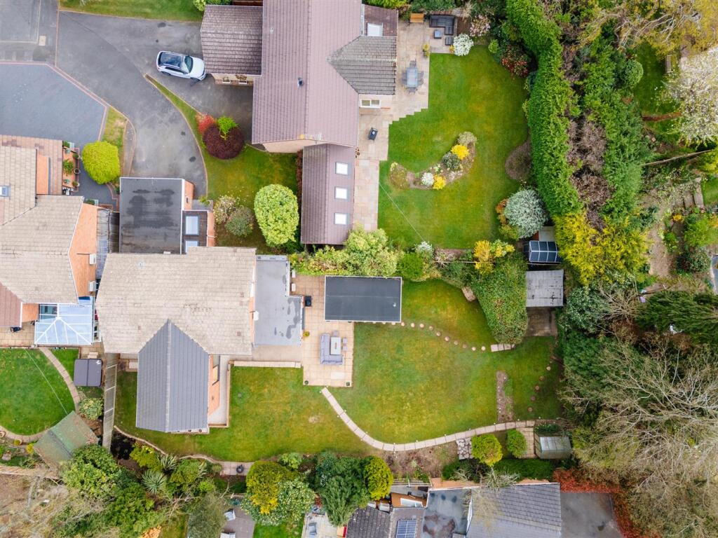 7 Poolfield Drive_4.jpg