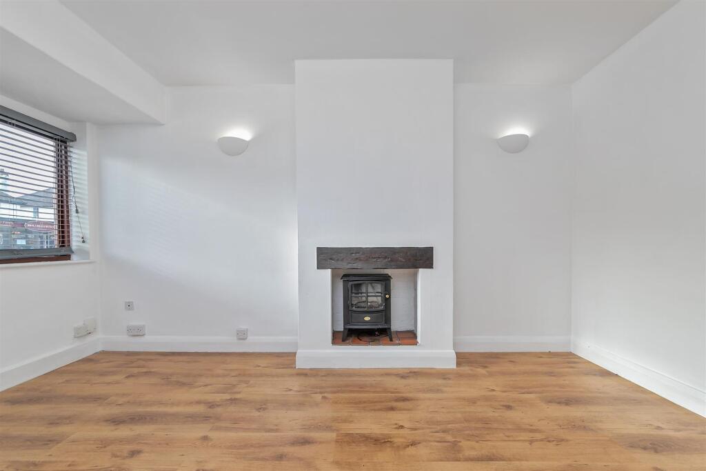 429HatfieldRoad-6.jpg