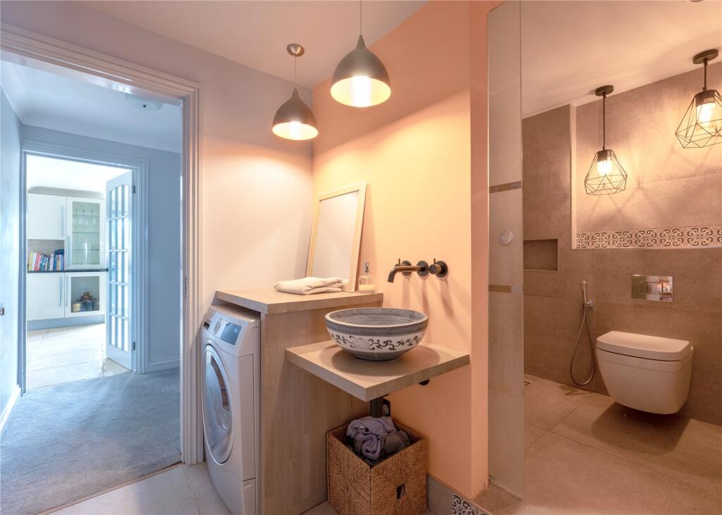 Annexe Bathroom