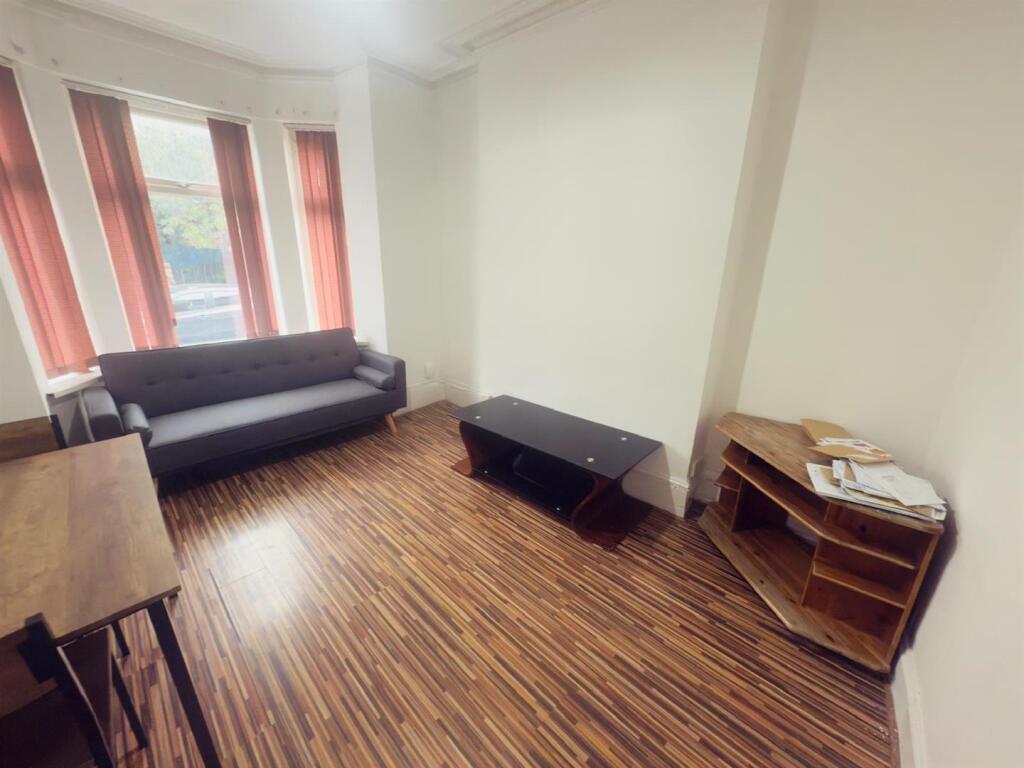 WhatsApp Image 2025-09-29 at 16.48.30_7980ac31.jpg