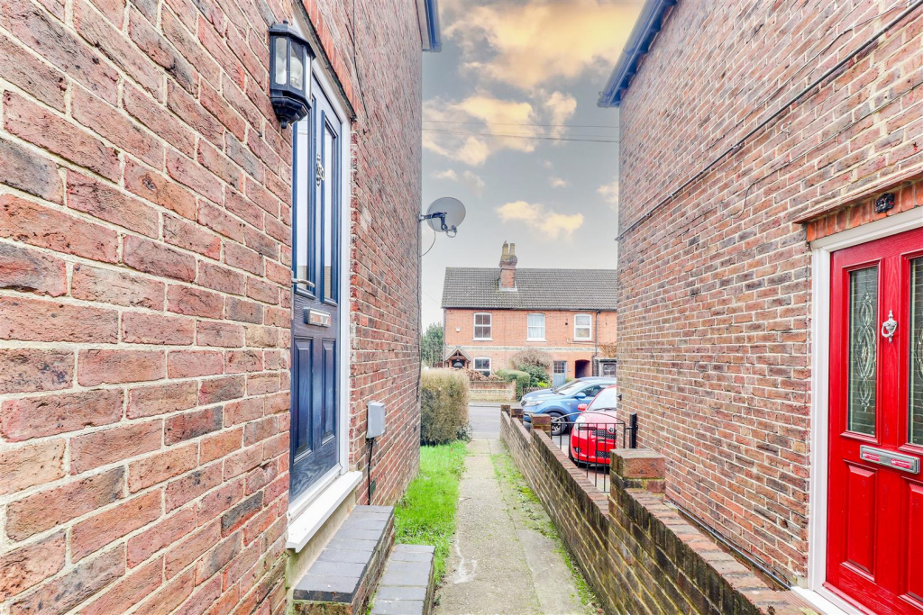 03. Front aspect-Edit.png