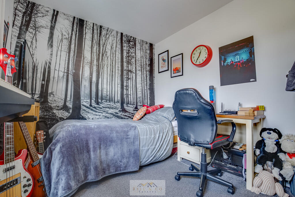 Bedroom 2.1