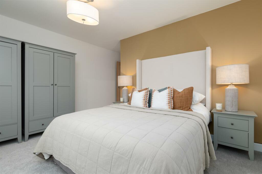 Bed 2 with ensuite