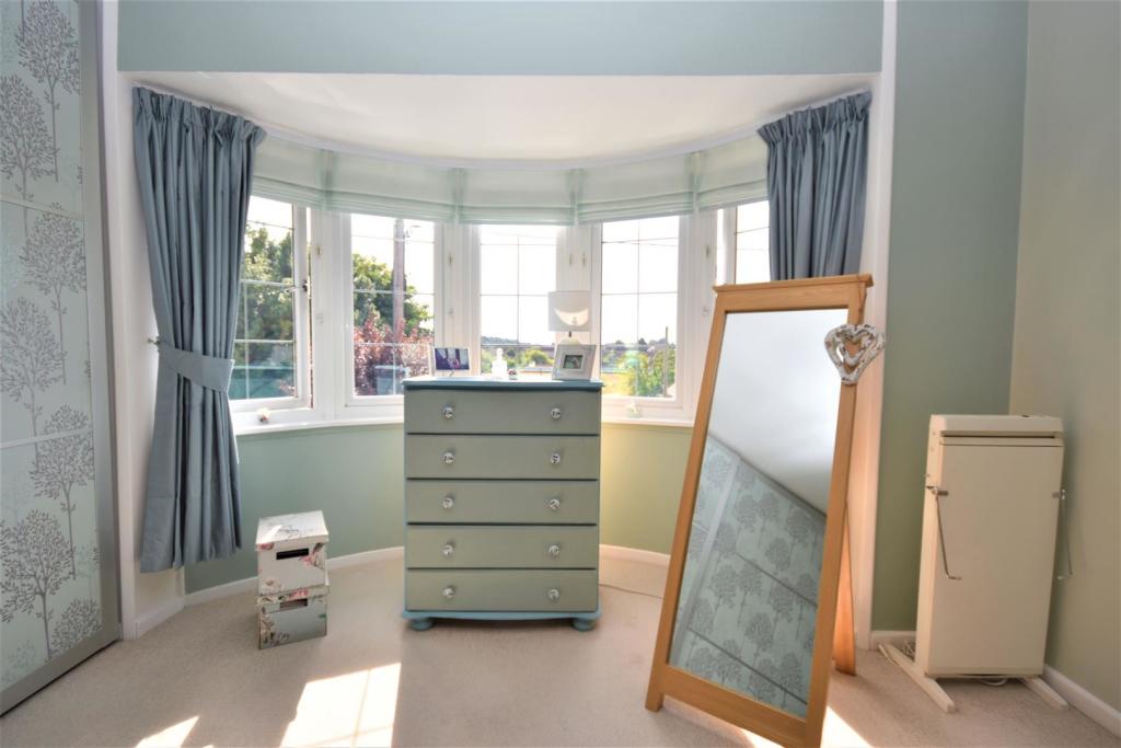Master Bedroom...JPG