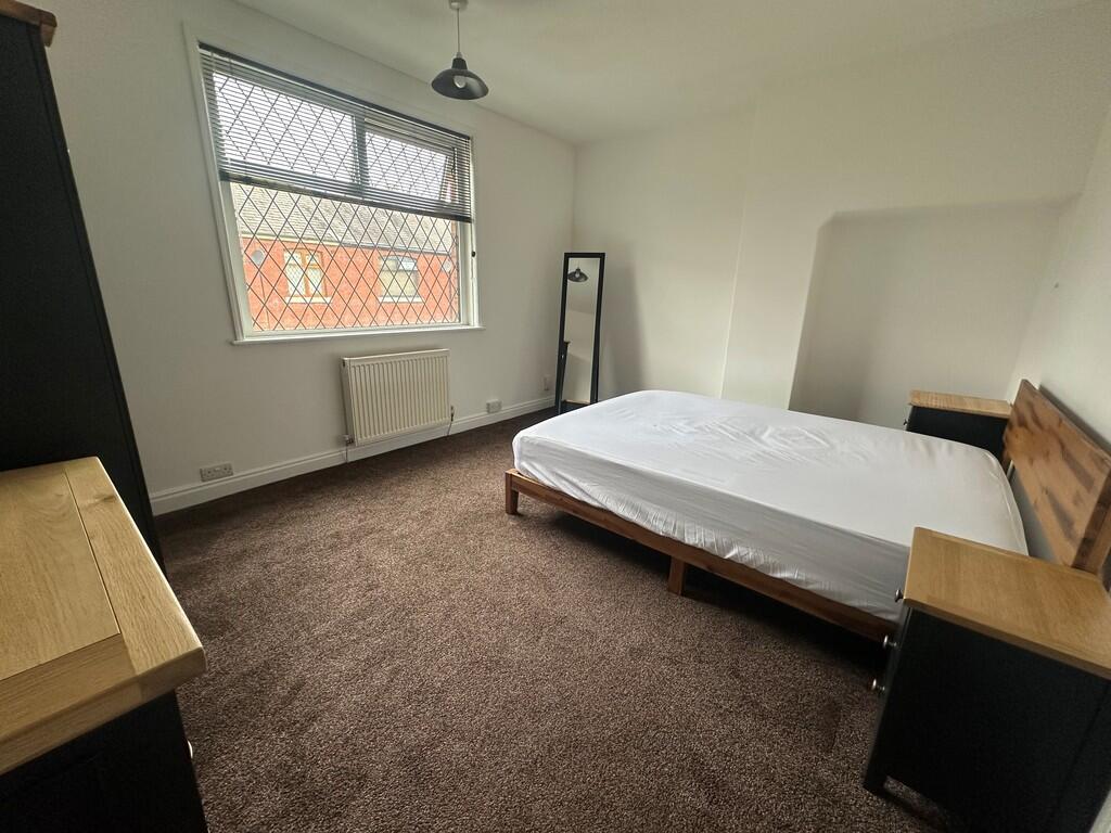 Master bed