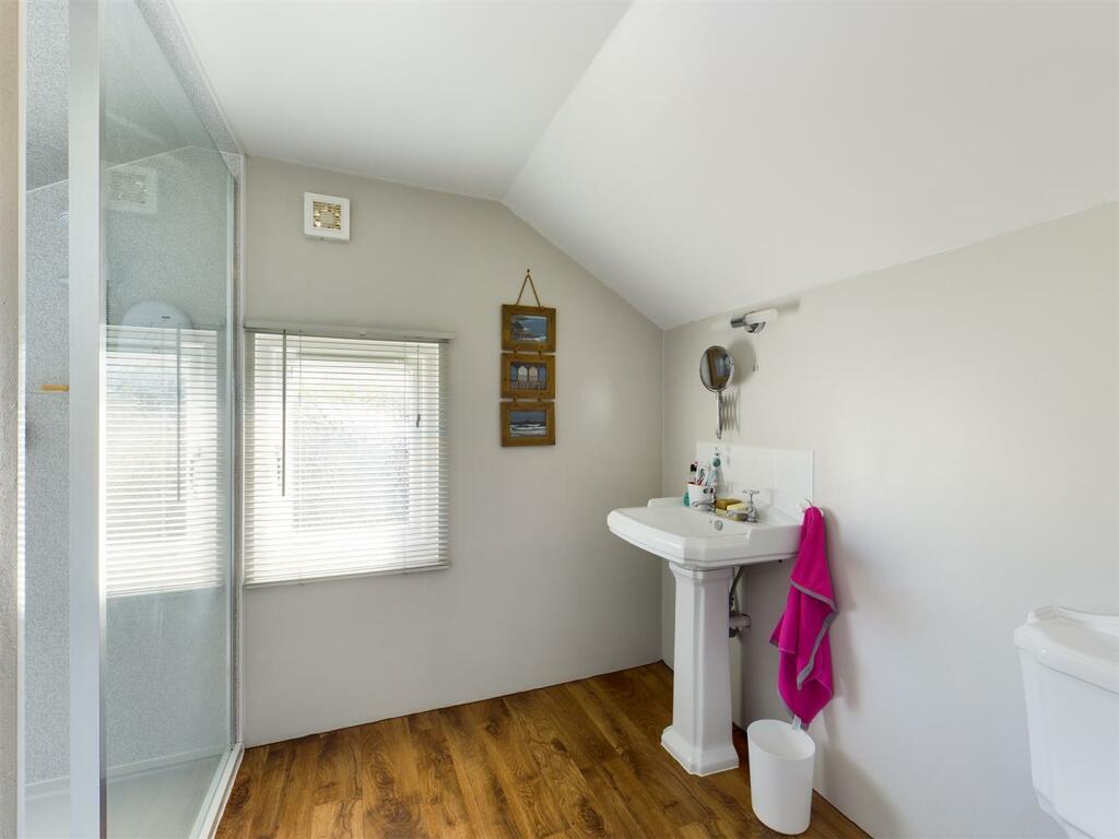 En-Suite.jpg