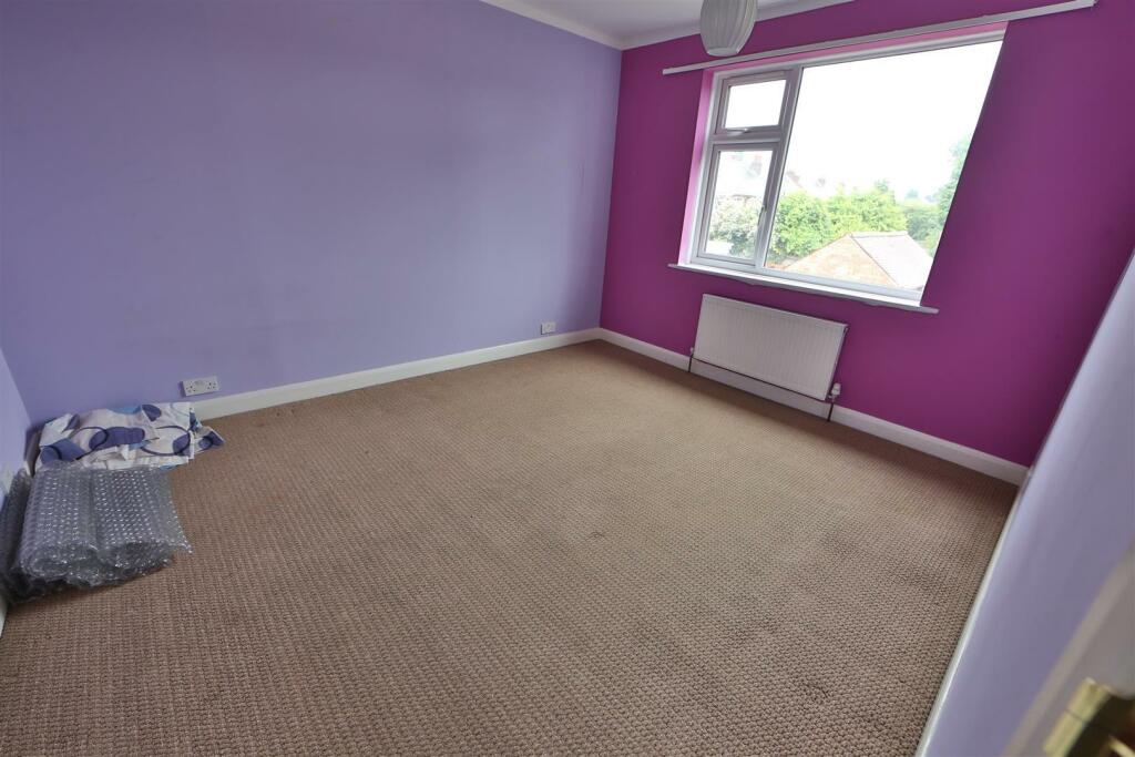 Rear Bedroom.jpg