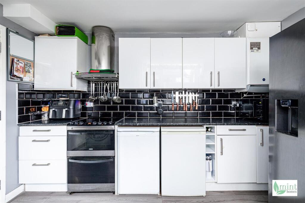 Watermark - 50 Albert Road-3.jpg