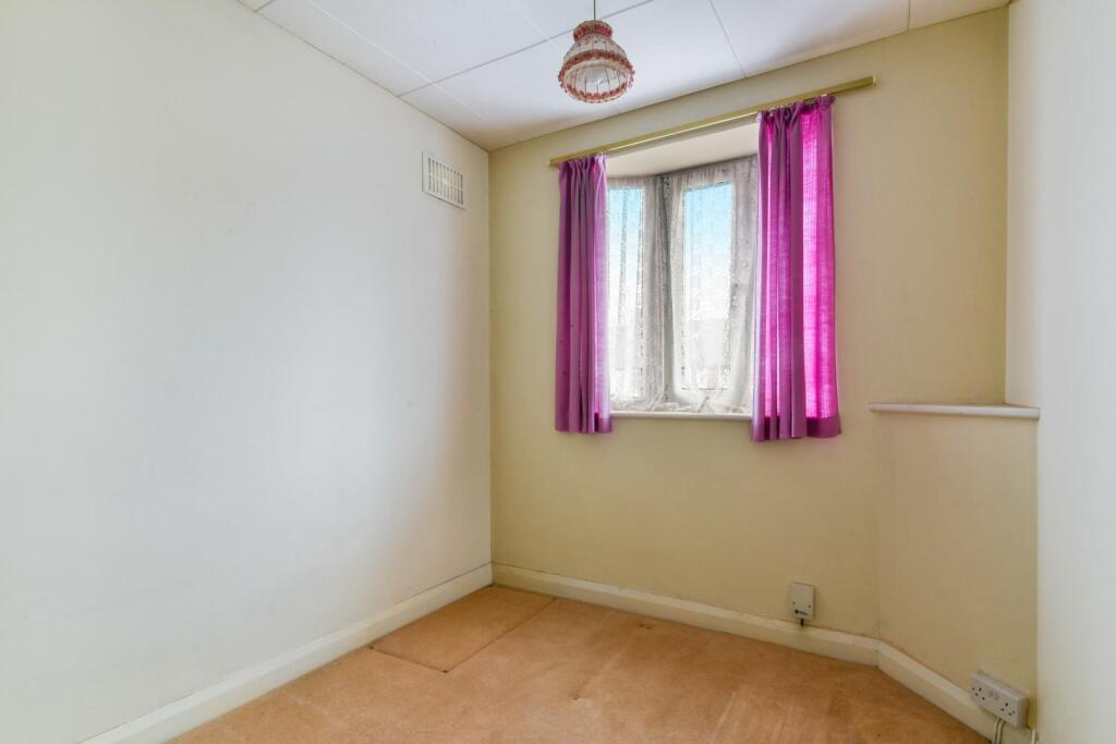 GLENTHORPE ROAD (1).jpg