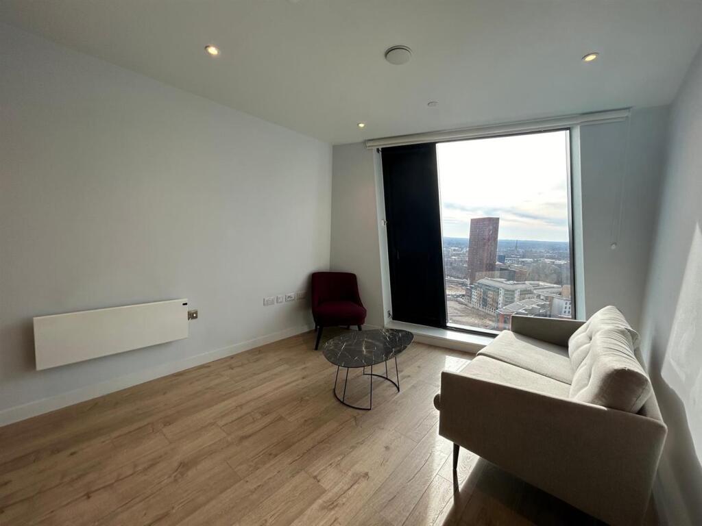 WhatsApp Image 2025-03-05 at 19.33.11-14.jpeg