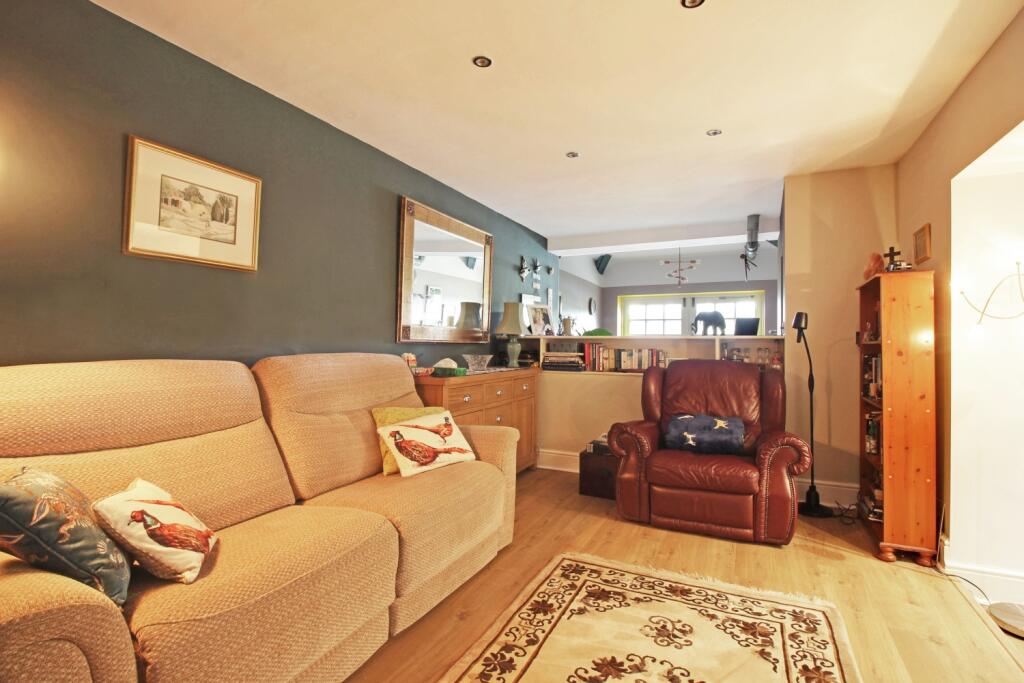 Open Plan Reception Room 