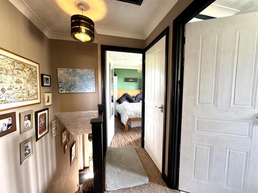 FIRST FLOOR STAIRS AND LANDING