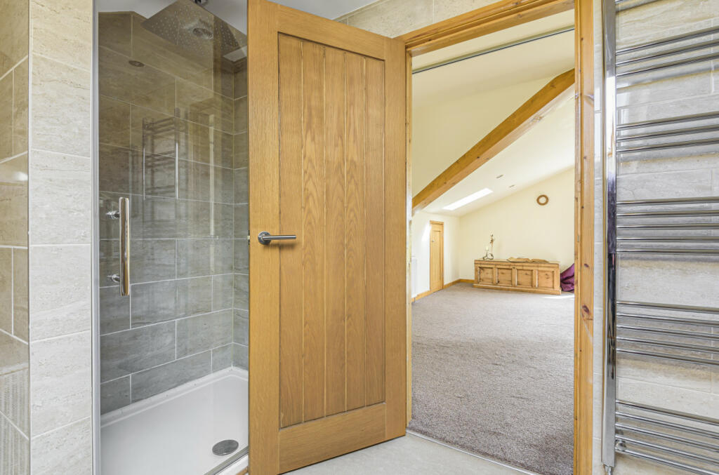 En Suite 1
