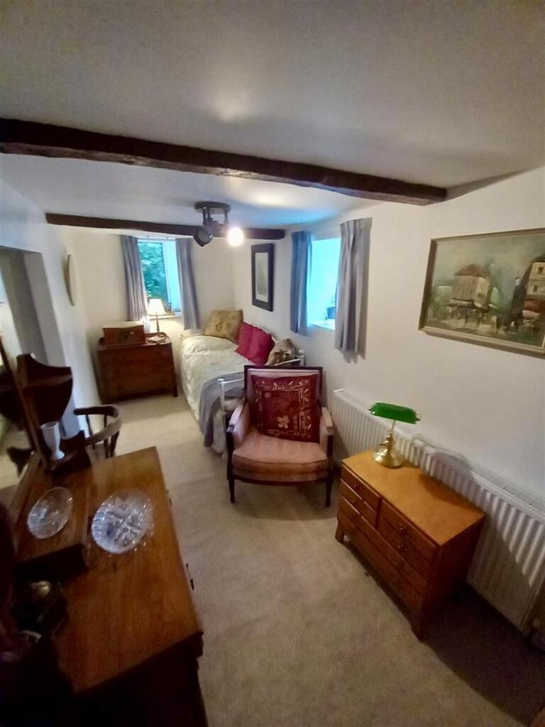 Ground Floor Study / Bedroom 4