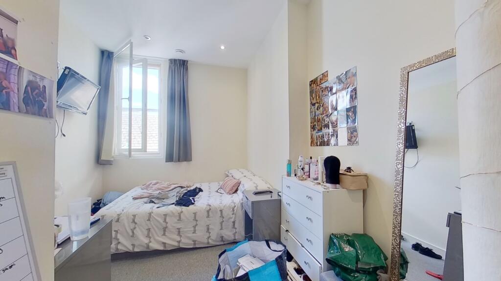 Flat-2-Ormiston-House-07112022_125144