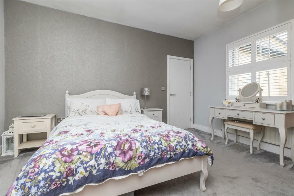 17 Fleming Drive-2.jpg
