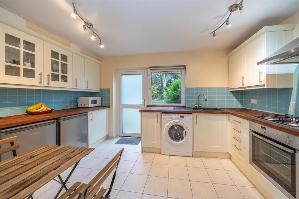 Kitchen.jpg