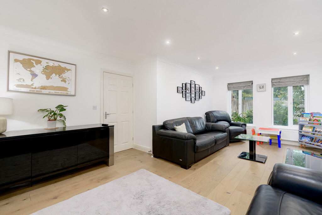 8 Blossom Grove-1...