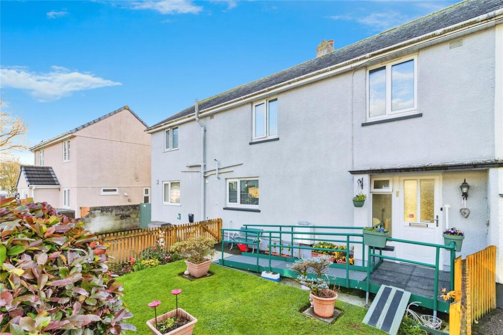 Plym Crescent, Tavistock, Devon, PL19