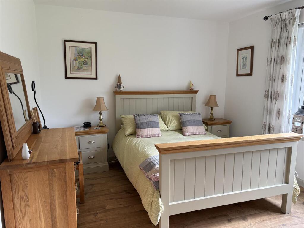 GROUND FLOOR BEDROOM