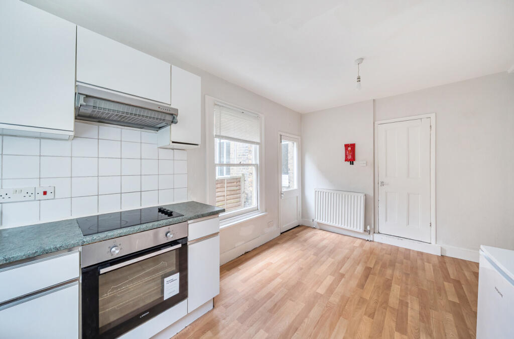 1389491-10-694020...