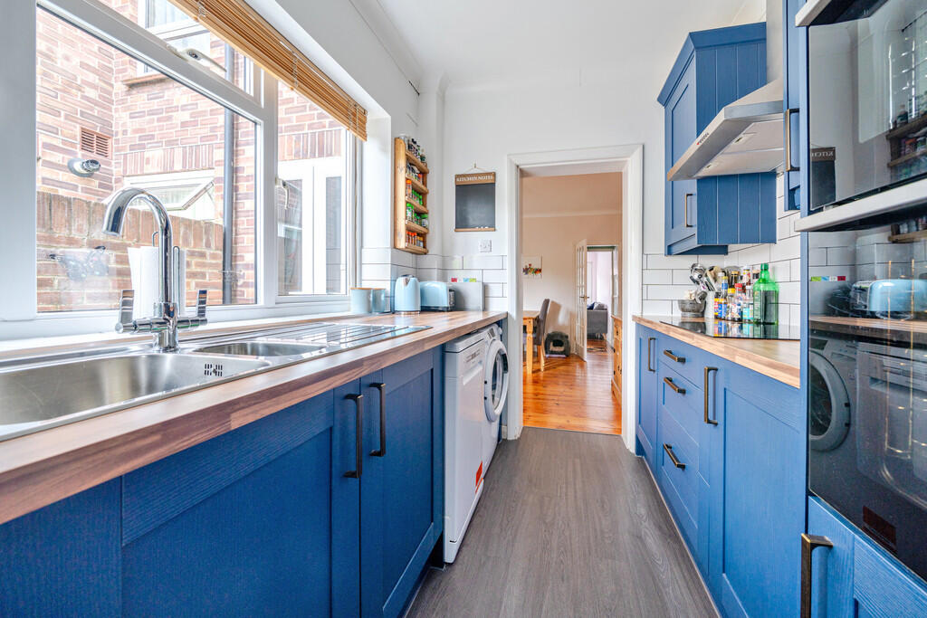 1302644-16-6846d3...